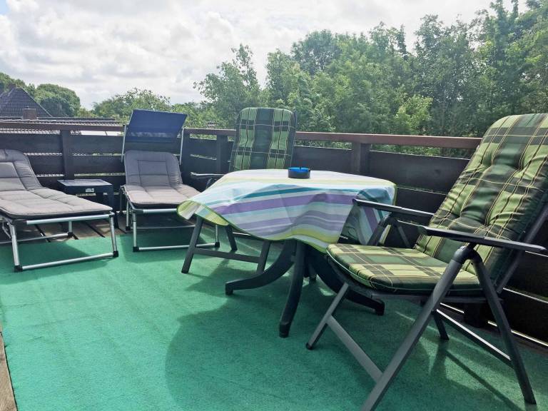 Beautiful rental apartment with yard | Pet-friendly — photo 2