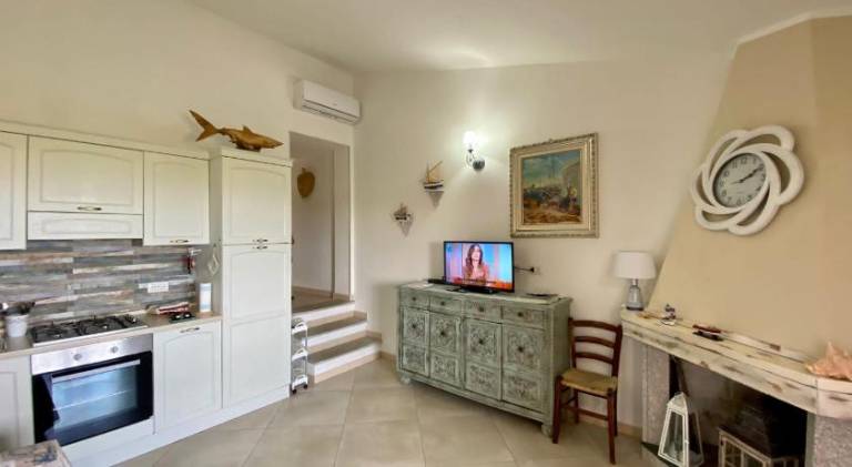 Apartment with 2 rooms for 6 persons — photo 2