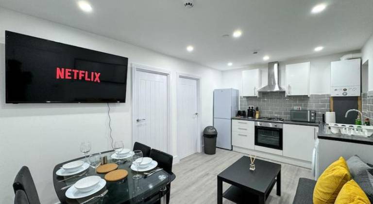 Rental apartment with hot tub in Cardiff