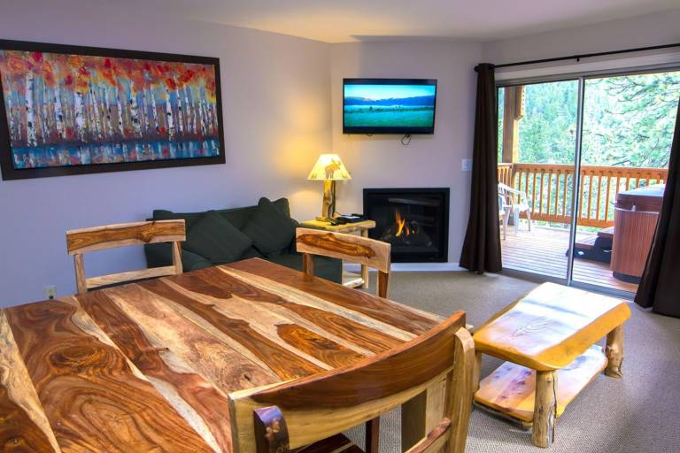 Child-friendly nice condo with patio & private pool | Pets are welcome — photo 4