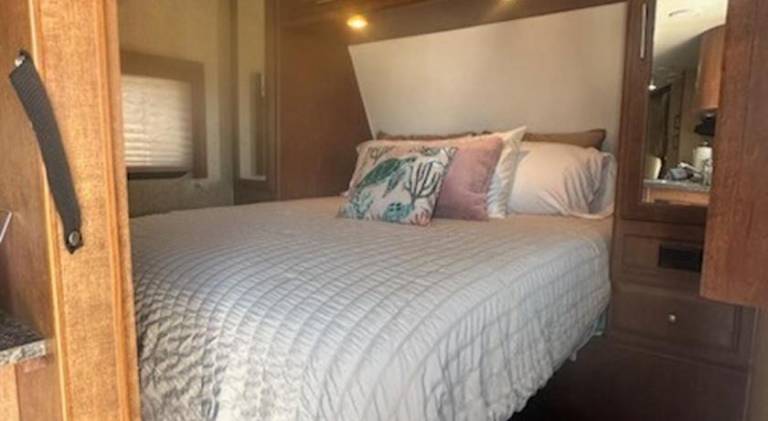 Villa with 1 room for 6 persons — photo 2