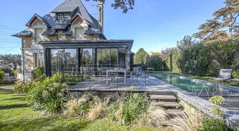 Villa with pool | Pet-friendly — photo 3