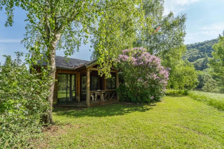 Chalet with terrace & heated pool | Pets are welcome — photo 5