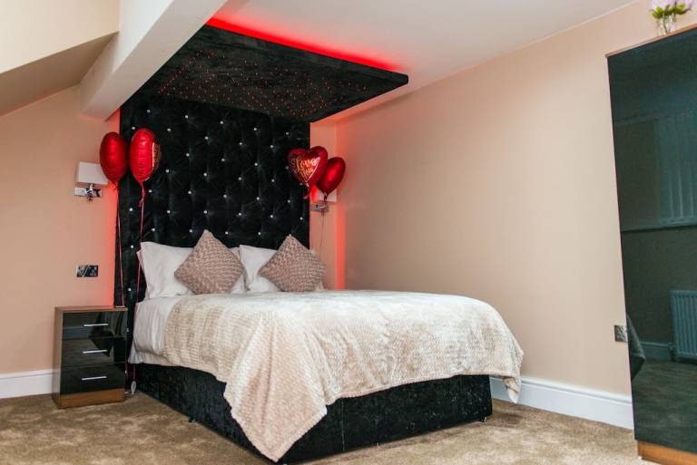Apartment  Huddersfield