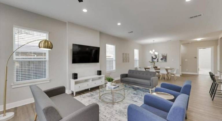 Fully equipped vacation home with garden | Pets allowed — photo 4