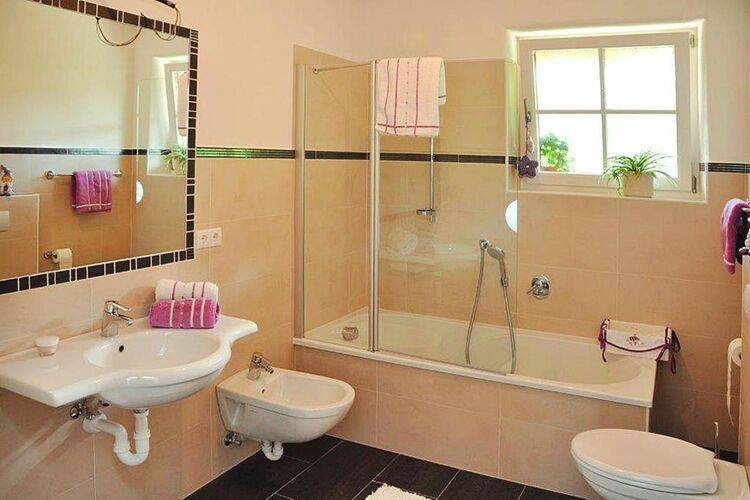 Fully equipped rental apartment with pool | Pets are welcome — photo 4