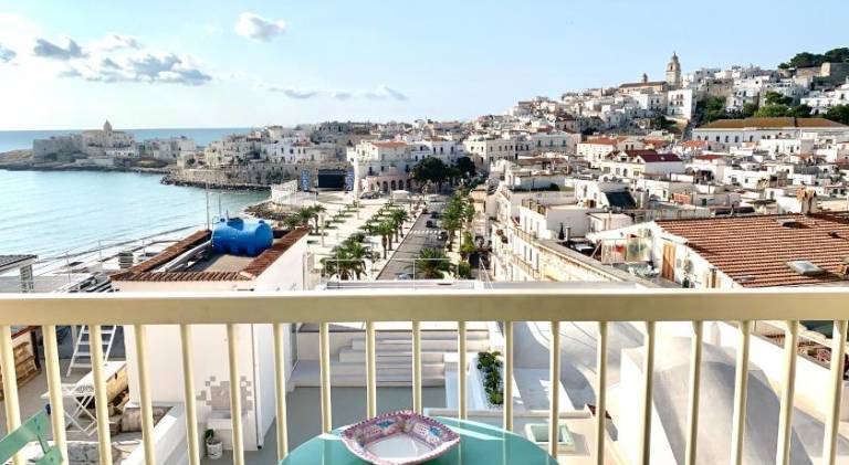 Vacation home with 2 rooms for 5 persons in Vieste
