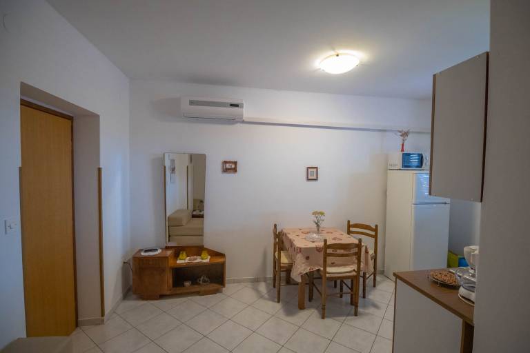 Studio flat with terrace and sea view Mali Lošinj, Lošinj (AS-20594-c) — photo 4