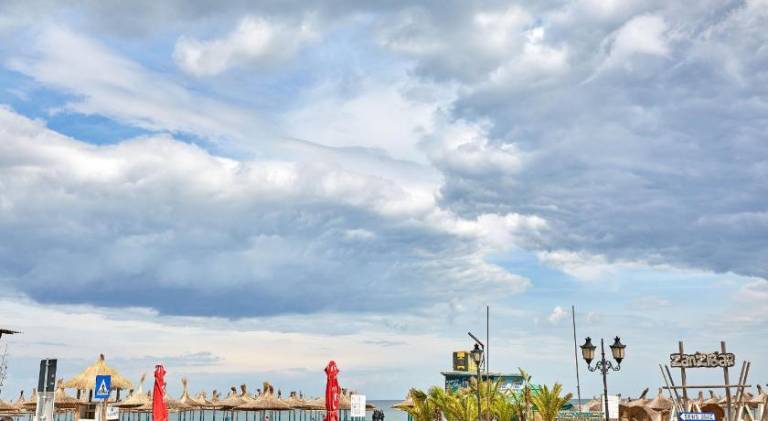 Wonderful apartment | Beach nearby | Pet-friendly in Constanta