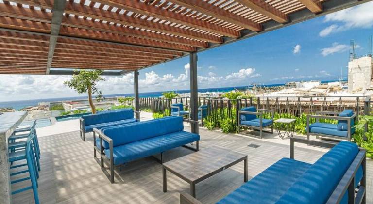 Charming holiday apartment with terrace & private pool | Beach nearby | Pets are welcome — photo 3