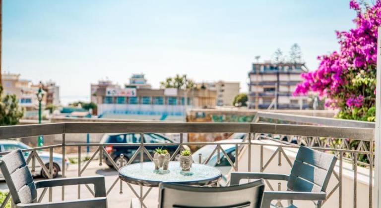 Rental apartment with 1 room for 3 persons in Chios