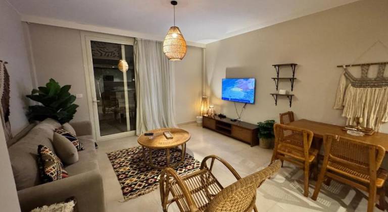 Rental apartment with pool — photo 2