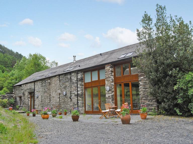 Cottage Abergynolwyn