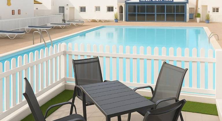 Nice holiday apartment with pool | Pets are welcome in San Bartolomé de Tirajana