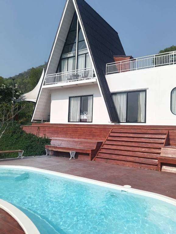 Honey Queen Resort — photo 2