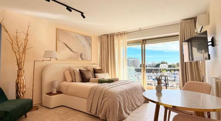 Marina Suites Residence & Services — photo 2
