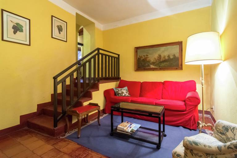 Apartment with garden — photo 2