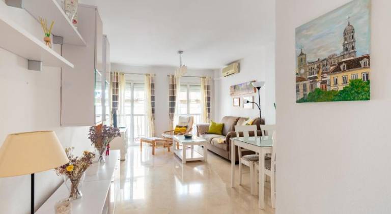 Apartment | Near Alcazaba of Málaga — photo 2