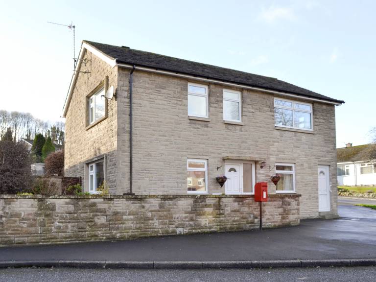 Child-friendly nice cottage with grill & garden | Pets allowed in Bakewell