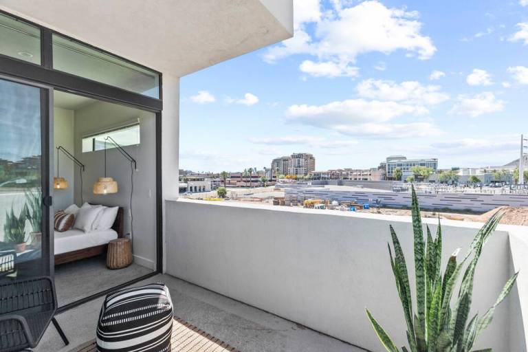 Apartment | City view — photo 2