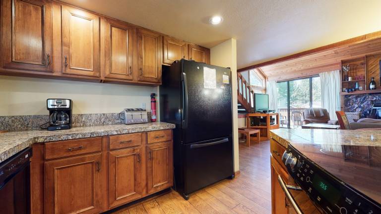 Fully equipped nice condo with sauna, pool & BBQ | Pets are welcome — photo 3