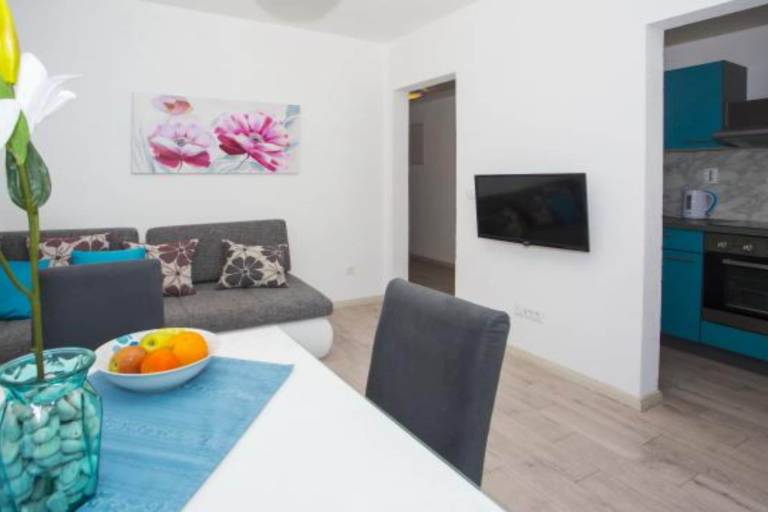 Apartment Podgora