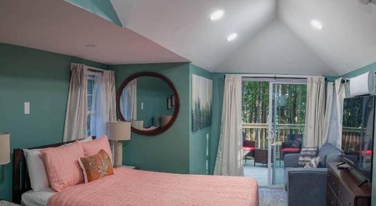 Hinckleys Dreamwood Cottages — photo 2
