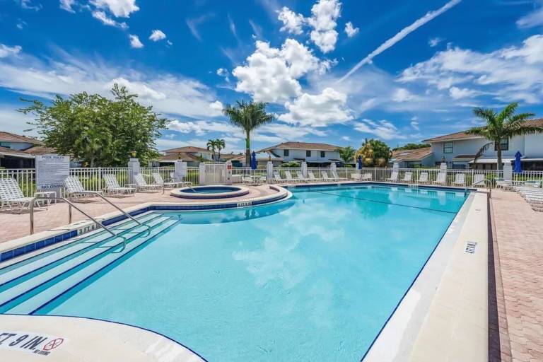 Condo  Marco Island