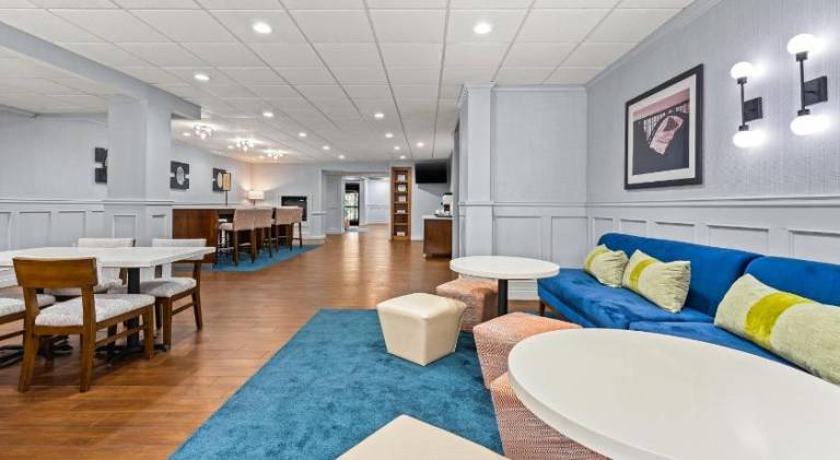Hampton Inn Bordentown — photo 3