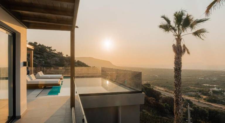 Villa with pool in Hersonissos