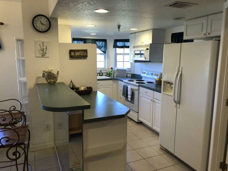 Condo Paradise Lakes