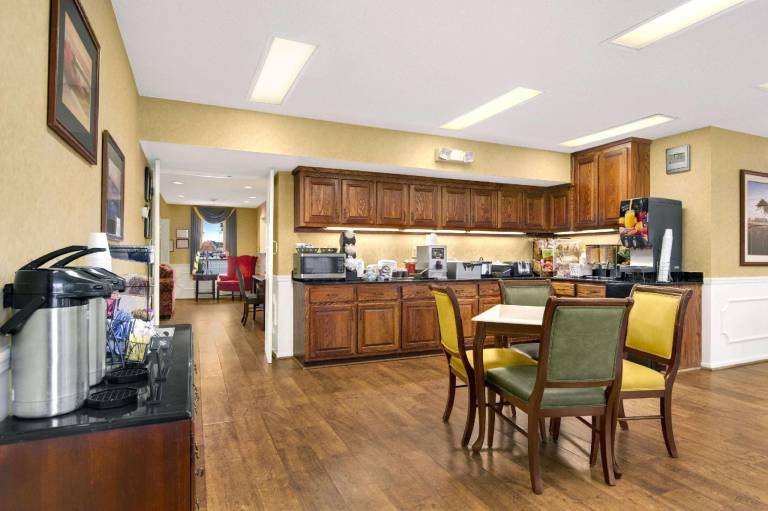 Baymont by Wyndham Thomasville — photo 4