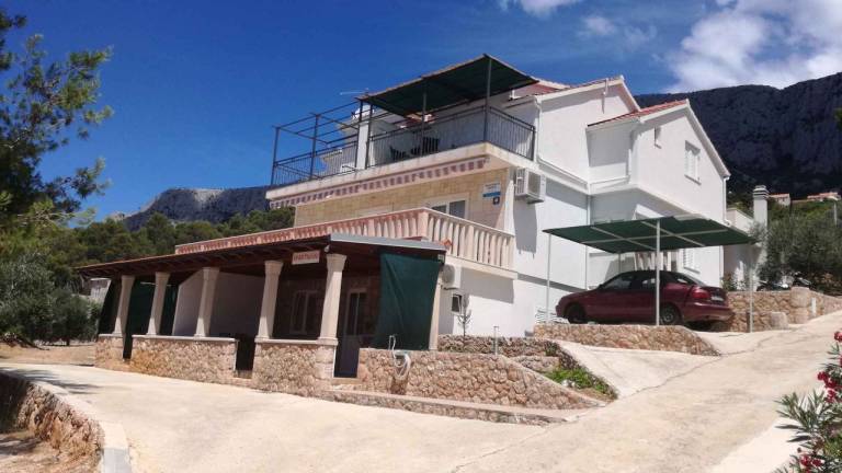 Apartman  Dol