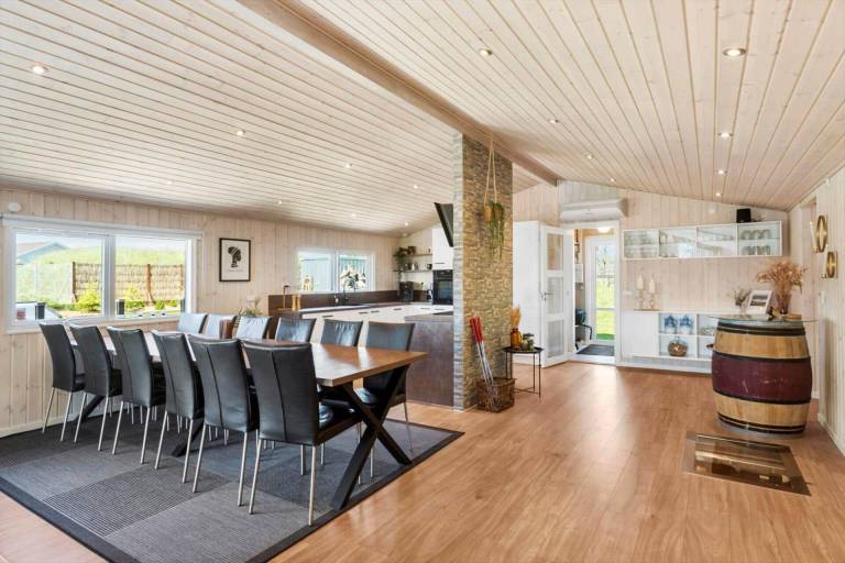 House with sauna, barbecue & hot tub — photo 4