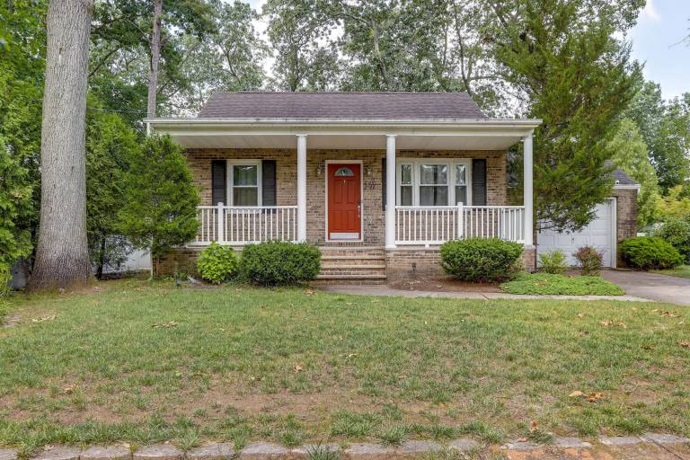 House  Manalapan Township