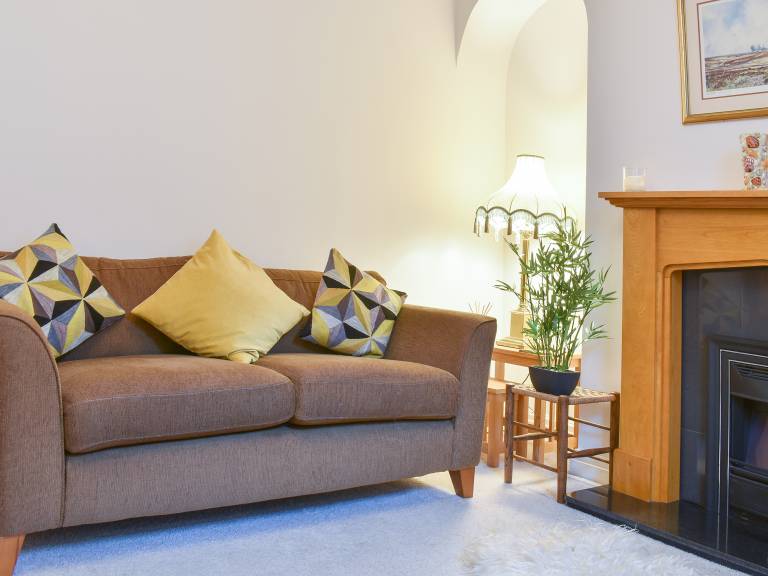 Cottage with garden | River view — photo 5