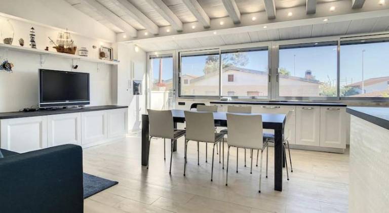 Vacation home with 2 rooms for 4 persons in Cagli