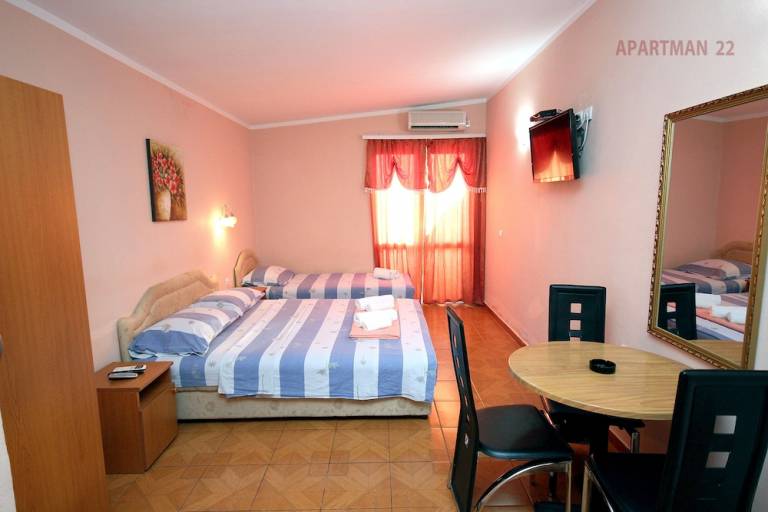 Aparthotel Bar