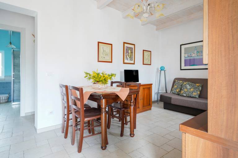 Family-friendly pleasant apartment with terrace, yard & BBQ | Garden view | Pets allowed — photo 2