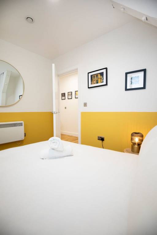 Child-friendly holiday apartment | Near Manchester Cathedral | Good for workation | Pets are welcome — photo 3