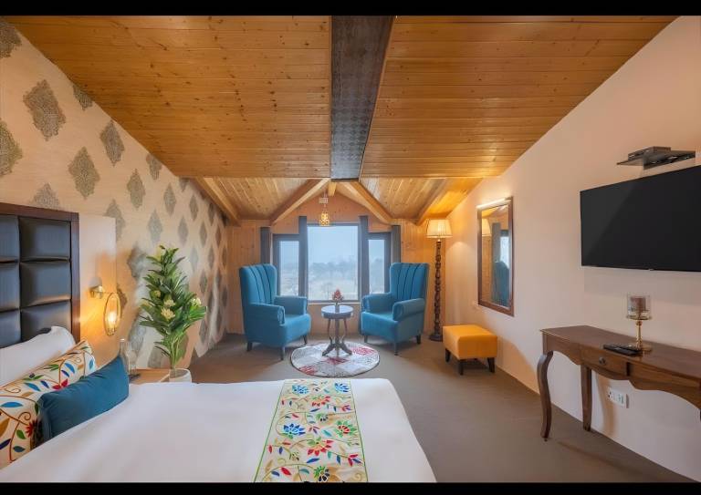 Kashmir Holiday Resort in Srinagar