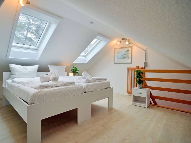 Komfort Ferienwohnung mit 2 Schlafzimmern und Balkon im Dachgeschoss — photo 5