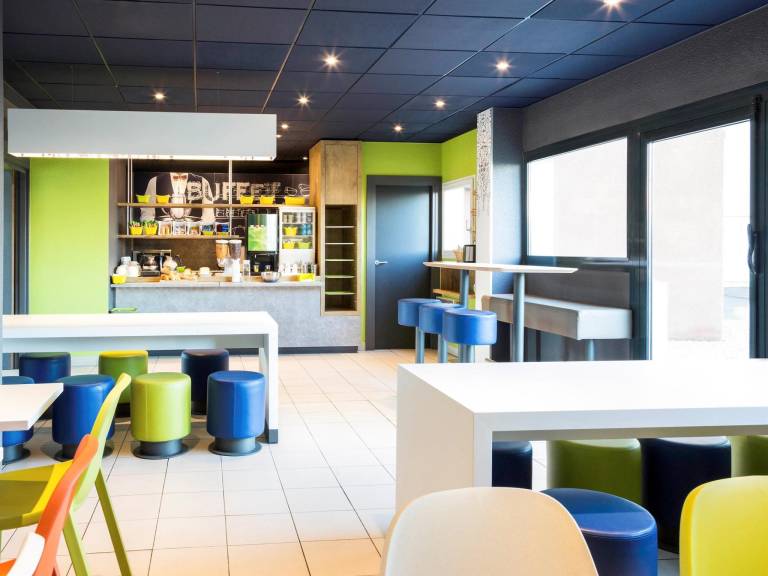 Ibis budget Orly Chevilly Tram 7 — photo 2