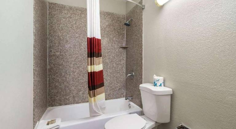 Red Roof Inn Socorro — photo 4
