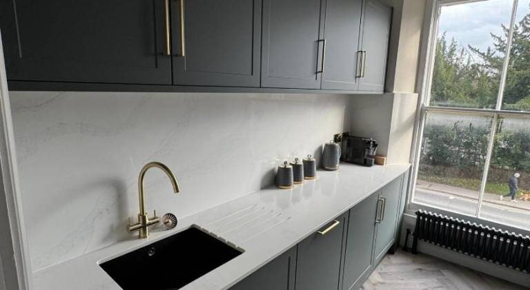 Holiday apartment with patio — photo 4