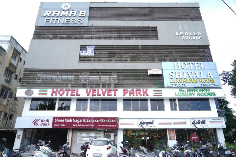 Hotel Velvet Park