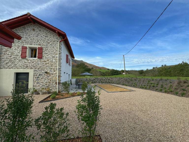 Fully equipped lovely gite with yard & terrace | Pets are welcome — photo 2