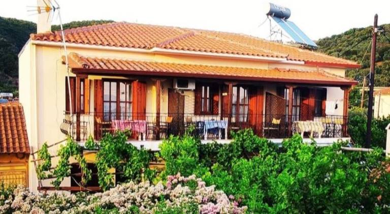 Rental apartment with barbeque & garden — photo 4
