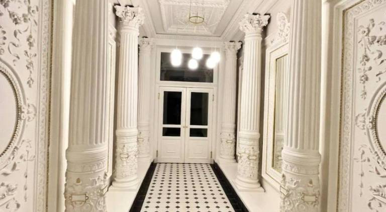 Apartment with jacuzzi | Near Prague astronomical clock — photo 3