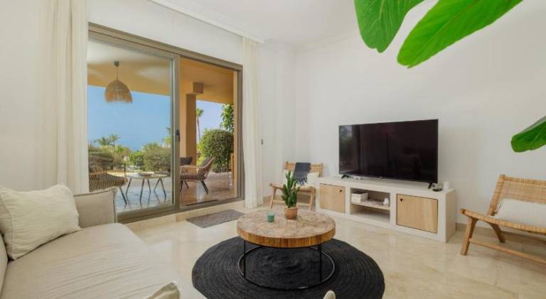 Big apartment with pool | Pets are welcome — photo 2